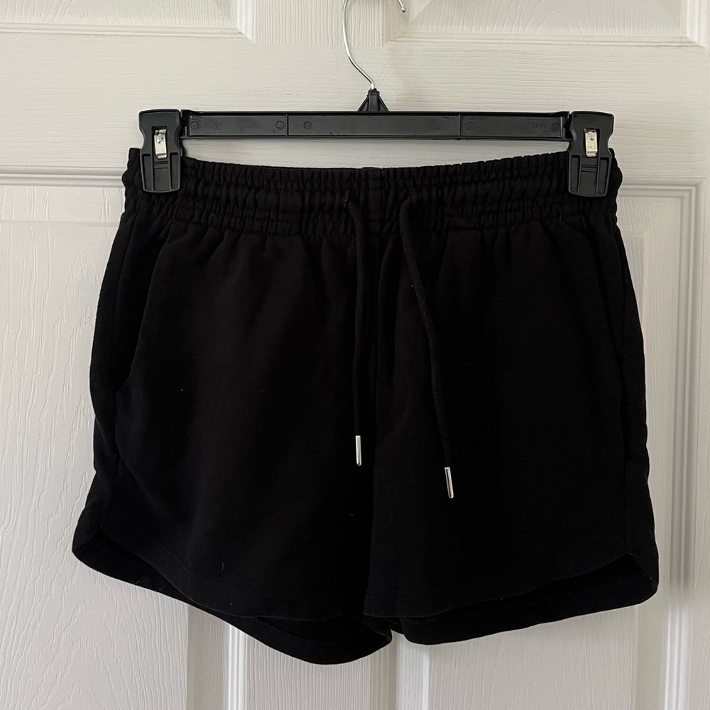 H&M Women's Black Shorts